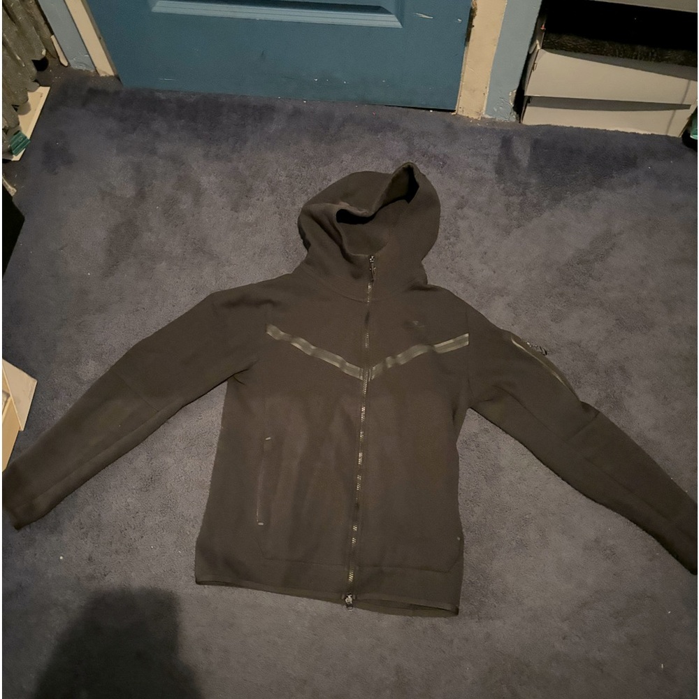 NIKE TECH HOODIE